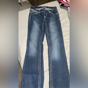selling a pair of bootcut jeans!!!